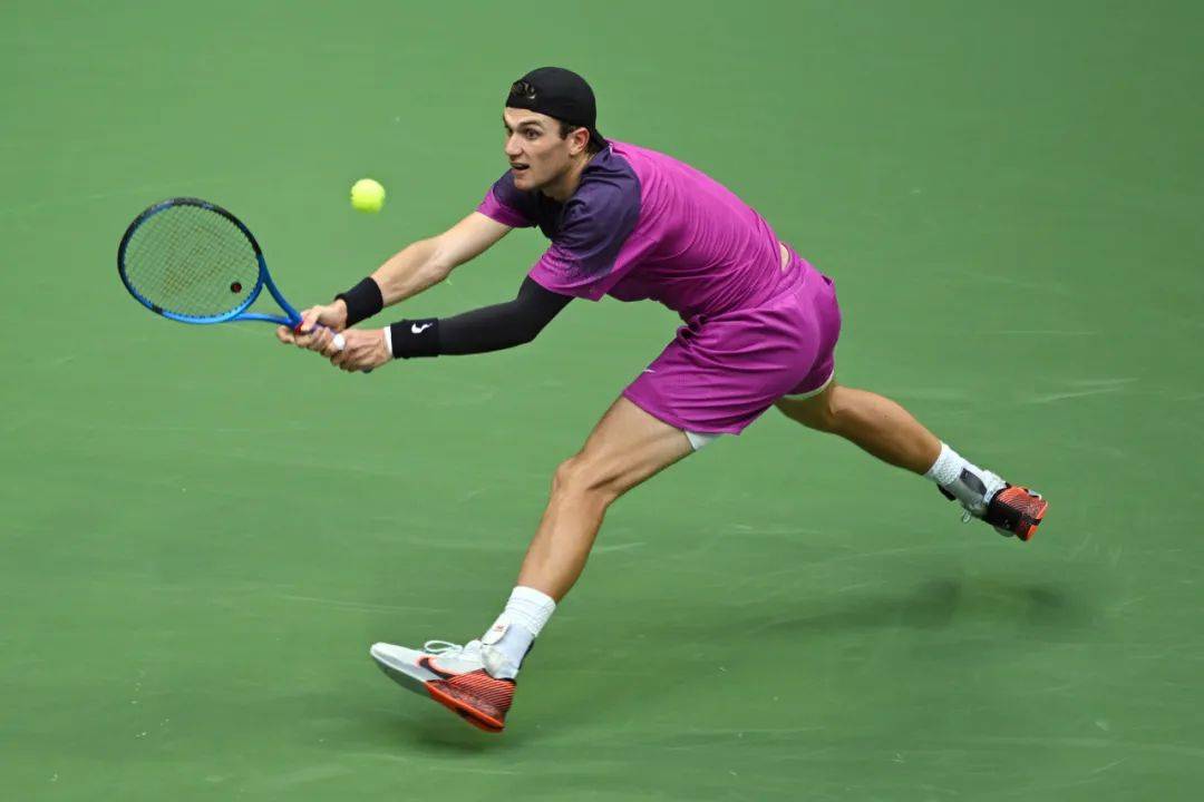 的长驱直入 的长驱直入