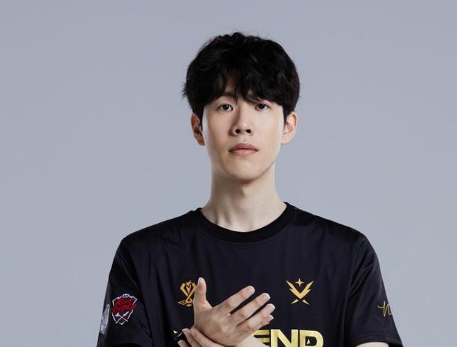 写了关于年 写了关于年